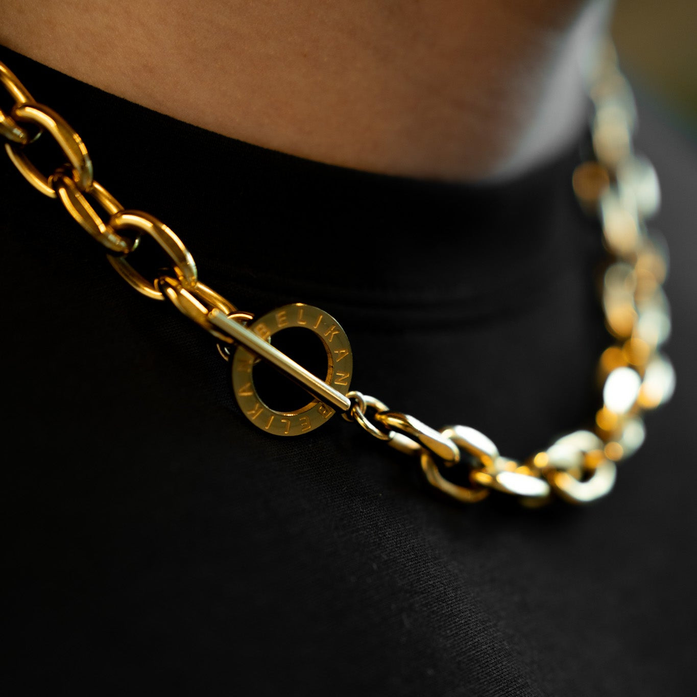 BELIKAN Toggle Chain — Gold