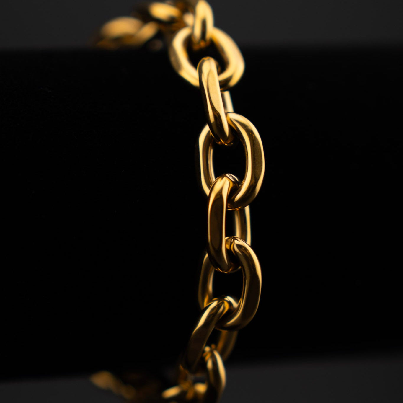 BELIKAN Toggle Bracelet — Gold