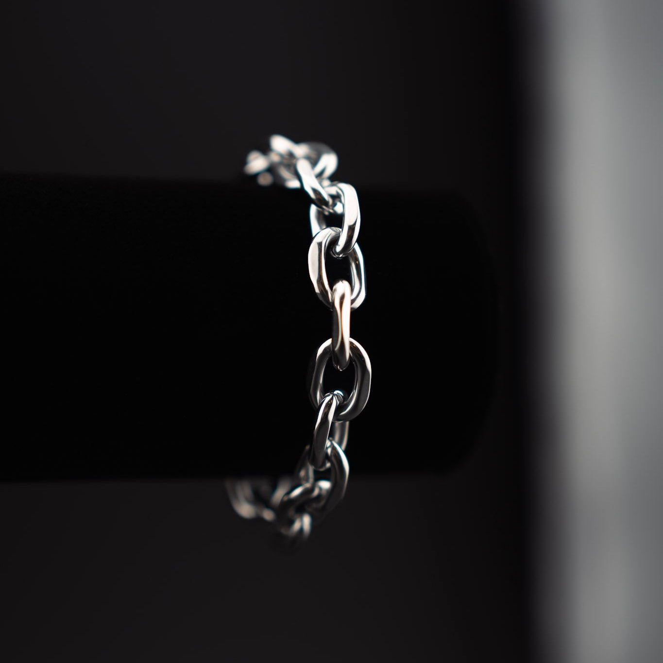 BELIKAN Toggle Bracelet — Silver